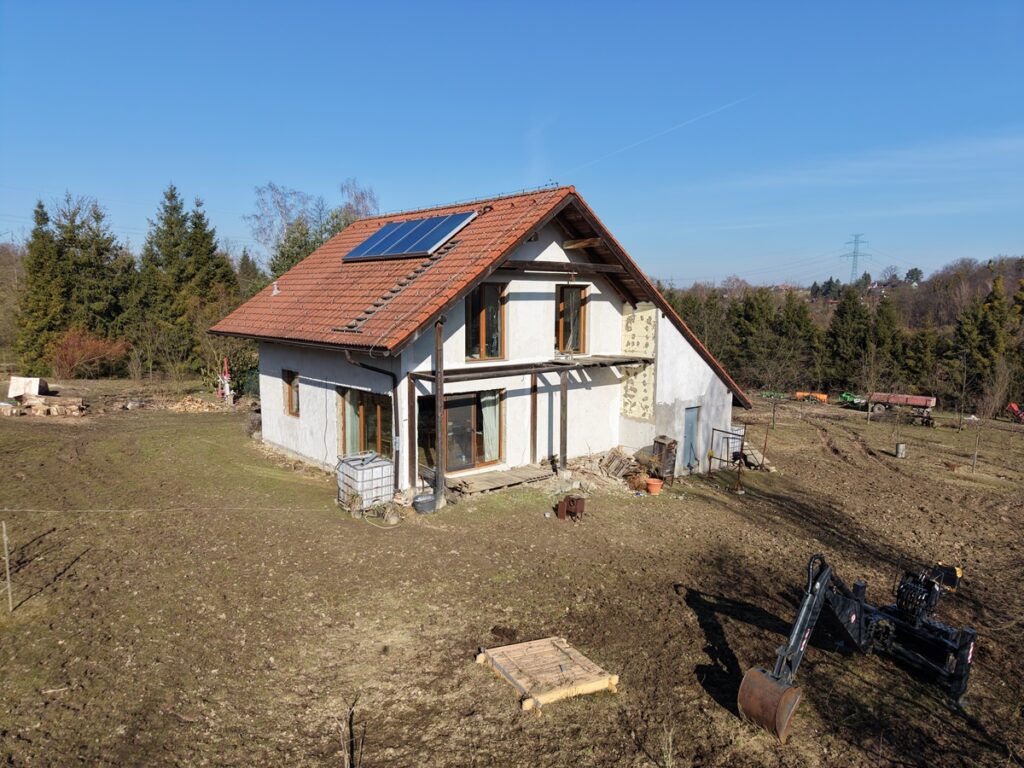 Prodej rodinného domu 129 m², pozemek 17842 m² Mikulova, Albrechtice 25 000 000 Kč, pohled na nemovitost